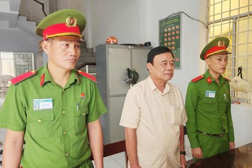 Bắt tạm giam nguyên Phó Chủ tịch UBND huyện Tân Hiệp, tỉnh Kiên Giang