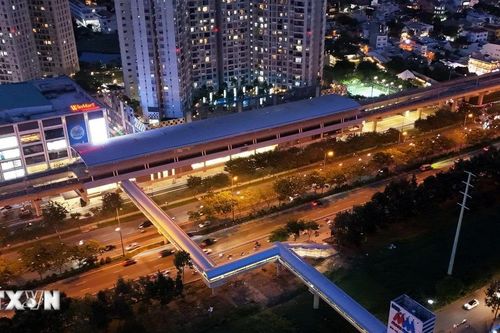 Ga trên cao tuyến metro số 1 sẵn sàng đi vào vận hành