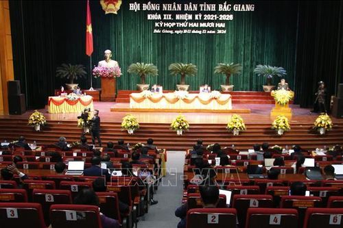Các địa phương đặt mục tiêu cho năm 2025, tập trung hoàn thành tinh gọn bộ máy