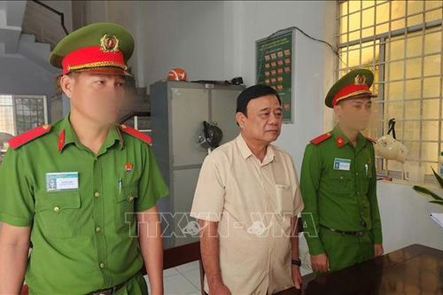 Bắt nguyên Phó Chủ tịch UBND huyện ở Kiên Giang để điều tra lừa đảo