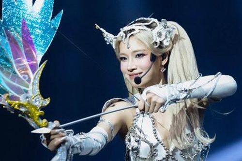 'Chị đẹp chấn động' Hoàng Yến Chibi hóa chiến binh Nhân Mã