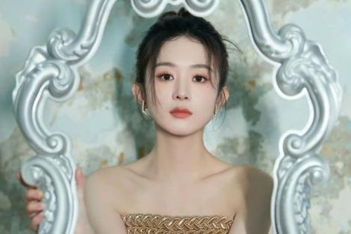 Triệu Lệ Dĩnh 'dọn đường' cho con trai 5 tuổi vào showbiz?