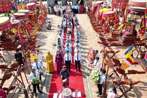 Lễ hội Đền Thánh Nguyễn được công nhận là Di sản văn hóa phi vật thể quốc gia