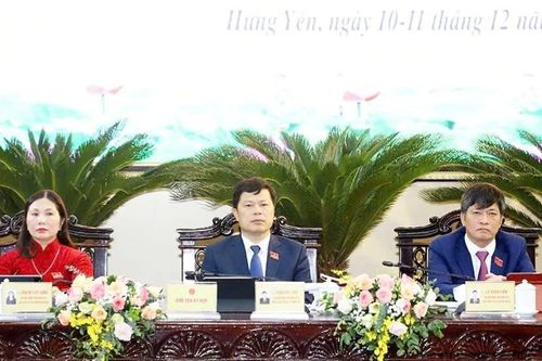 Tăng tốc thực hiện các khâu đột phá chiến lược