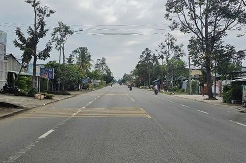 Nhóm đối tượng chém người, cướp tài sản lúc nửa đêm