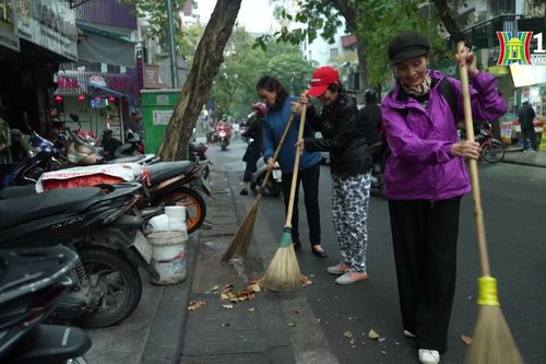 Thi đua làm sạch Thành phố