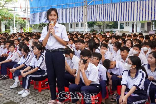 Chìa khóa giảm bạo lực học đường