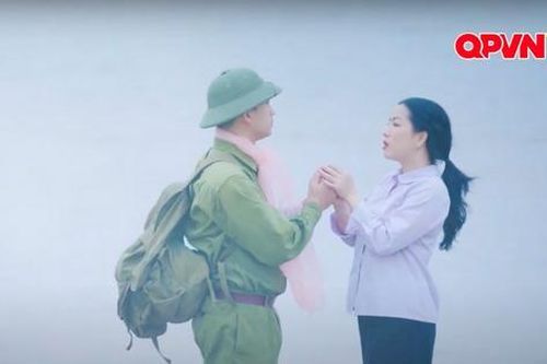Ca sĩ Thu Sang tri ân các thế hệ chiến sĩ qua âm nhạc