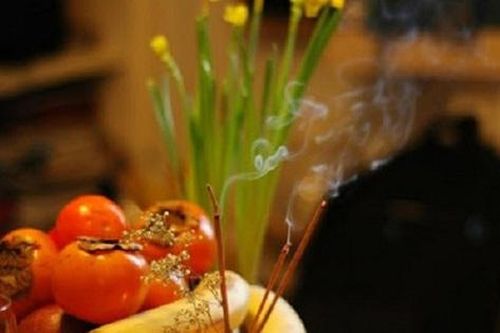 Thắp hương bị tắt trong quan niệm dân gian và cách giải quyết