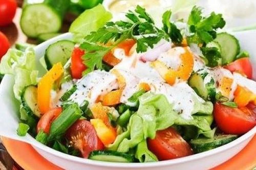 Lý do không nên ngâm hạt chia với sữa ấm
