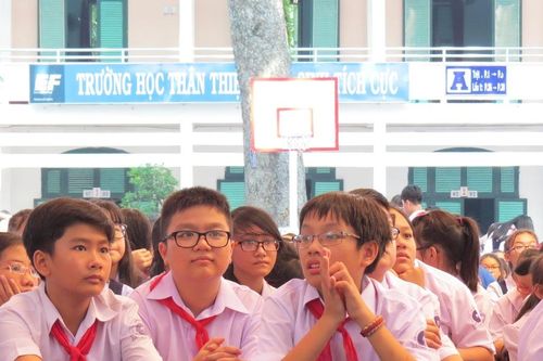 TP HCM tăng thêm 2 ngày nghỉ Tết cho học sinh