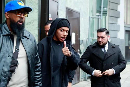 Vụ Mbappe bị cáo buộc hiếp dâm khép lại