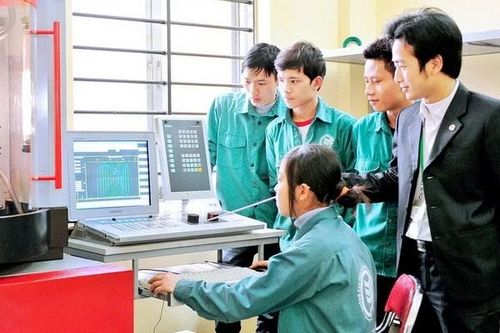 Chế độ phụ cấp ưu đãi đối với nhà giáo