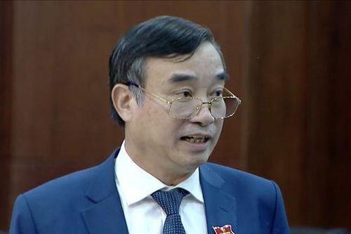Chủ tịch Đà Nẵng: Cán bộ có ô tô cần trả lại chung cư thuê của nhà nước