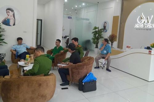 Phát hiện cơ sở thẩm mỹ không có giấy phép và chứng chỉ hành nghề