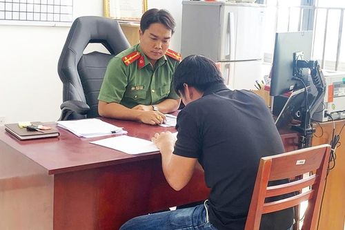 Xử phạt người đàn ông đăng tải, chia sẻ thông tin sai sự thật, xúc phạm Công an