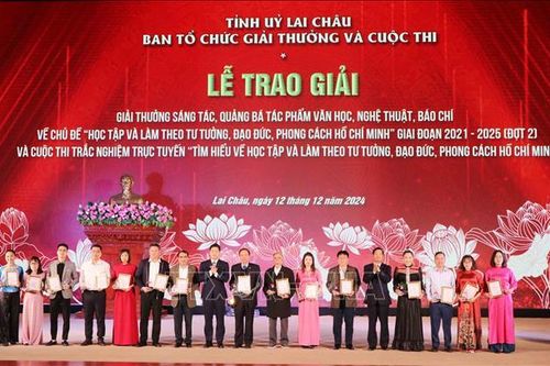 Khuyến khích sáng tác văn học, nghệ thuật, báo chí về học và làm theo Bác