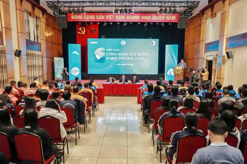 Công nhân lao động tiên phong trong bảo vệ môi trường