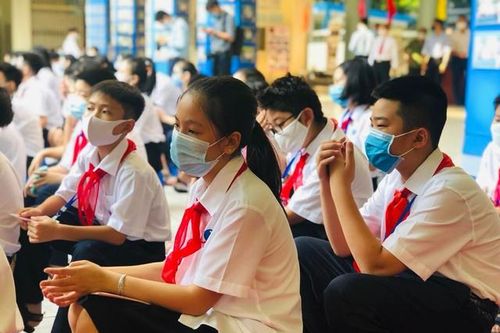 Bản tin 12/12: Tp.HCM chính thức công bố mức hỗ trợ học phí cấp THCS