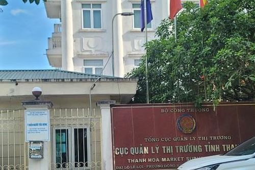 Kỷ luật cảnh cáo Cục trưởng Cục quản lý thị trường Thanh Hóa