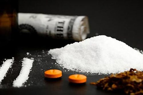 Bắt đối tượng bán ma túy dưới vỏ bọc bệnh nhân