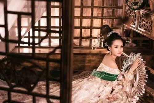 Người phụ nữ lẳng lơ nhất Tam Quốc: Cháu trai cũng không tha, gia thế mạnh không ai dám ngăn cản