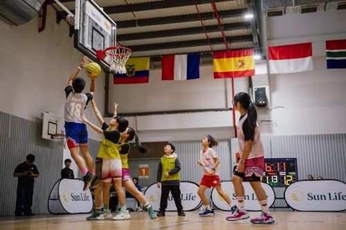 Khởi động mùa hai ngày hội bóng rổ High Hoops