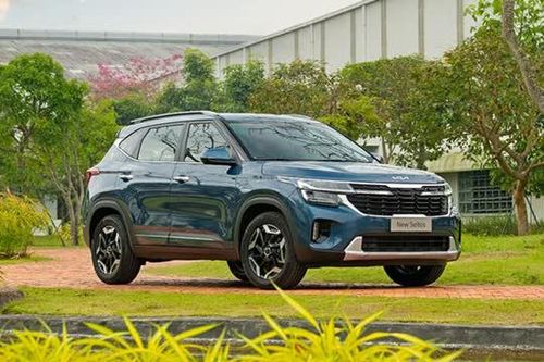 Loạt xe Kia giảm giá mạnh dịp cuối năm, cao nhất 100 triệu đồng