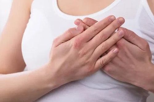Mỹ: Đằng sau xu hướng phẫu thuật thu nhỏ ngực ở phụ nữ