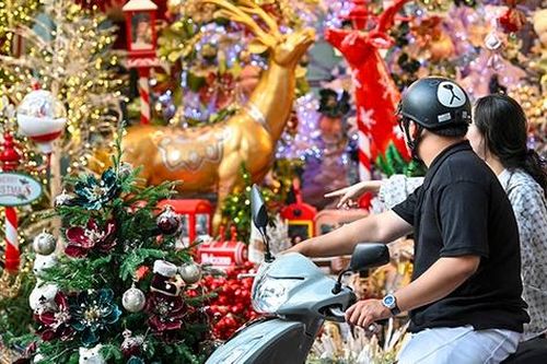 Đồ trang trí Giáng sinh 2024: Sức mua chưa như kỳ vọng