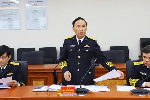 Đẩy mạnh chương trình 'Hải quân làm điểm tựa cho ngư dân vươn khơi, bám biển'