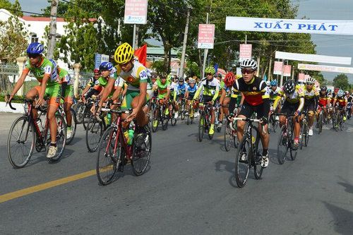 Chạy xe đạp rèn sức khỏe