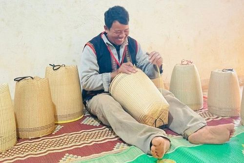 Làng Hle giữ nghề đan lát truyền thống