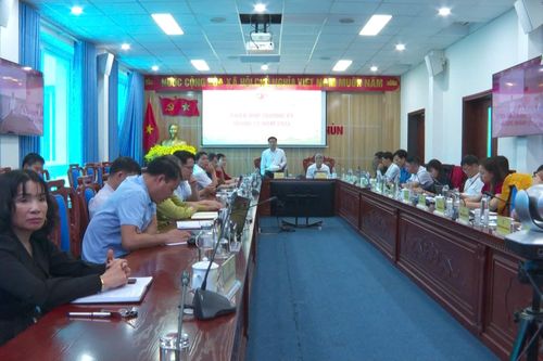 UBND huyện Nậm Nhùn tổ chức phiên họp thường kỳ tháng 12