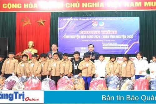 Chương trình 'Tình nguyện mùa Đông năm 2024 - Xuân tình nguyện năm 2025' tại xã Hướng Linh