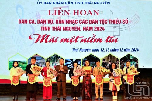 300 nghệ nhân tham gia Liên hoan dân ca, dân vũ, dân nhạc các dân tộc thiểu số