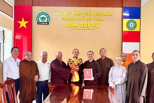 Đồng Nai: Chính thức bàn giao giấy tờ chùa Đức Quang đến Ban Trị sự GHPGVN TP.Biên Hòa quản lý