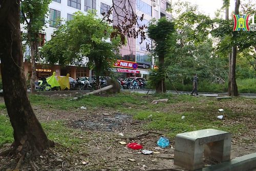 Công viên xuống cấp khi còn chưa nghiệm thu