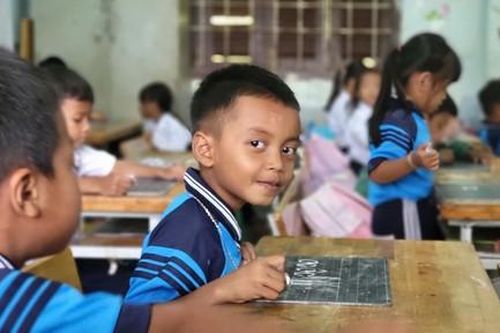 Kỳ 1: 'Cõng' chữ lên… non