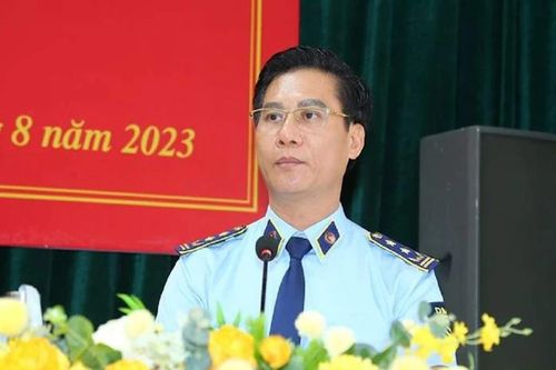 Kỷ luật cảnh cáo Cục trưởng Cục Quản lý thị trường Thanh Hóa