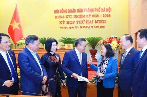 Tin tức đặc biệt trên báo in Hànôịmới ngày 12-12-2024