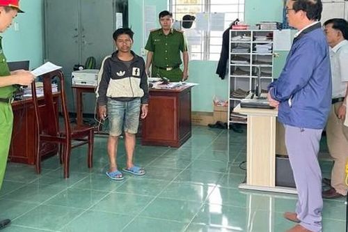 Bị bắt vì ăn trộm bò