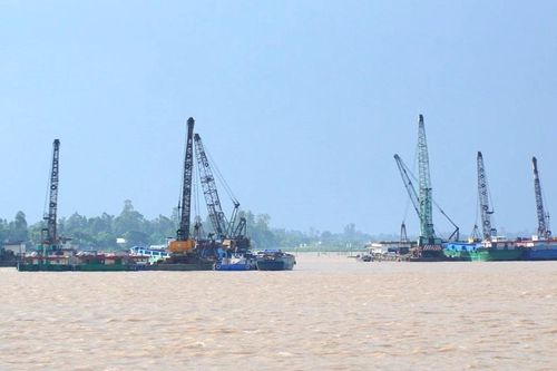 'Trùm cát tặc' An Giang cử người đến hoàn thiện nhà cho Phó chủ tịch tỉnh