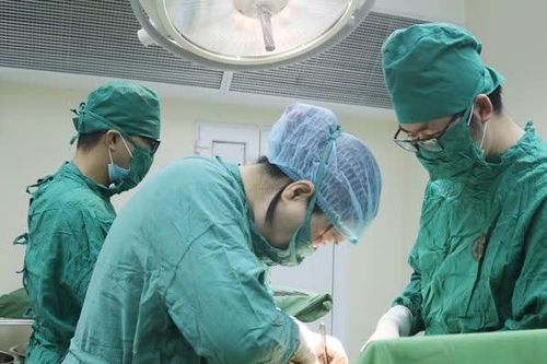 Phát hiện ung thư ở tuổi 28 nhờ tình huống hy hữu