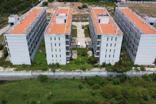 2 ký túc xá hơn 140 tỷ đồng bỏ hoang sẽ xử lý như thế nào?