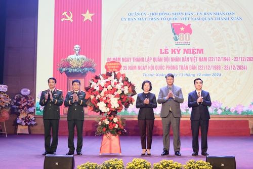 Xây dựng lực lượng vũ trang quận Thanh Xuân vững mạnh theo hướng 'tinh, gọn, mạnh'