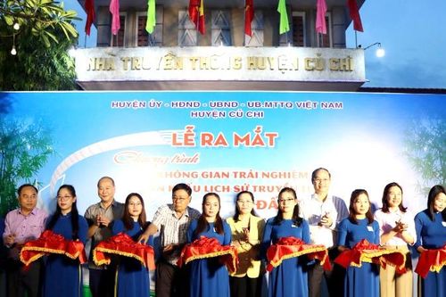 Tự hào truyền thống 'Đất thép' qua không gian trải nghiệm sân khấu lịch sử