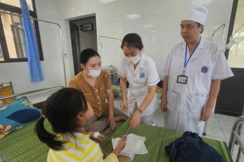 Đổi mới phong cách, thái độ phục vụ tại Trung tâm Y tế Phúc Yên