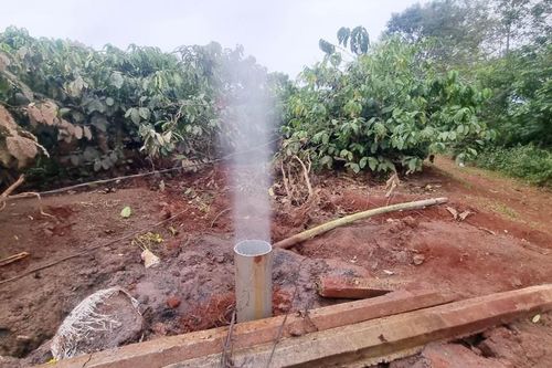 Gia Lai: Phát hiện thêm 1 giếng khoan tự phun nước cao hàng chục mét