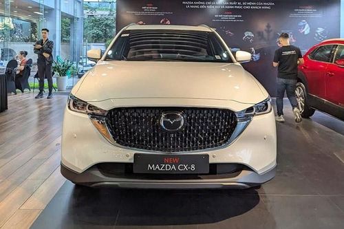 'Soi' Mazda CX-8 2025 tại Việt Nam, nhiều nâng cấp như CX-5